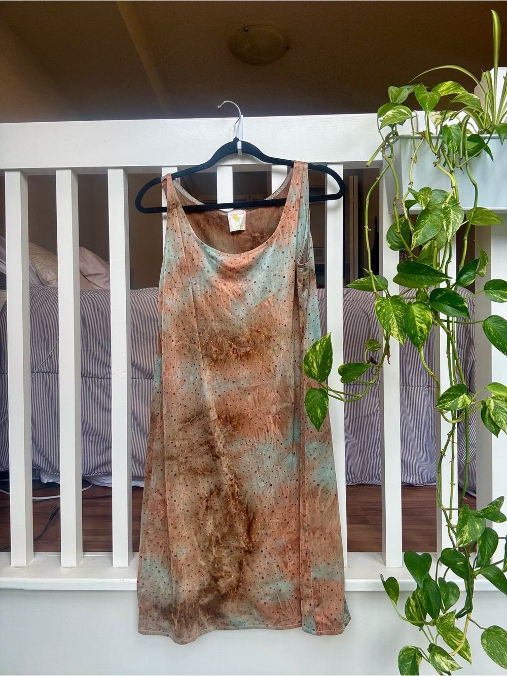 Sleeveless Tie-Dye Midi Dress in Peach and Mint